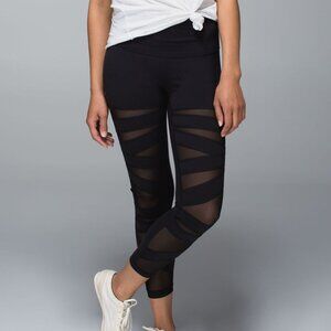 NWT Lululemon High Times Crop Tech Mesh Full-On Luon 7/8 size 4